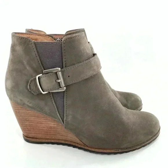 Caslon womens booties size 38 gray suede pull on belted wedge boots - Picture 14 of 14